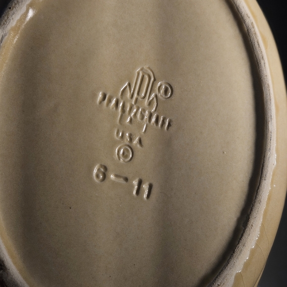 Vintage Tan Ceramic Dish - Picture 9 of 14